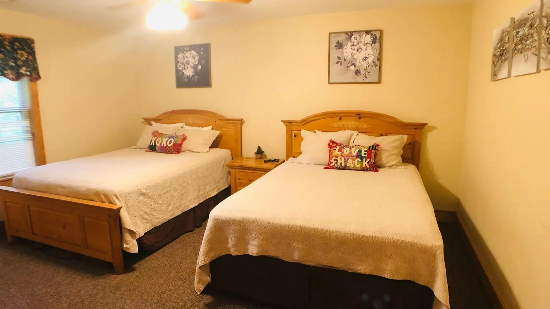 Apartment Briarstone 13b By Eden Crest *