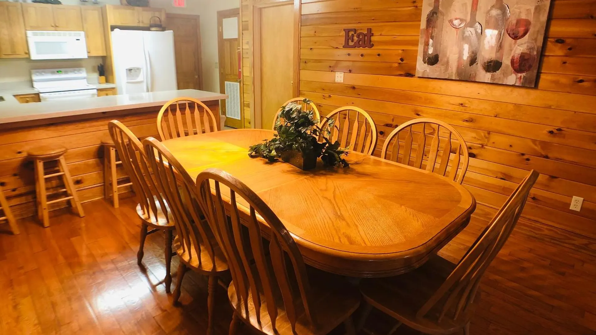 Briarstone 13b By Eden Crest Pigeon Forge