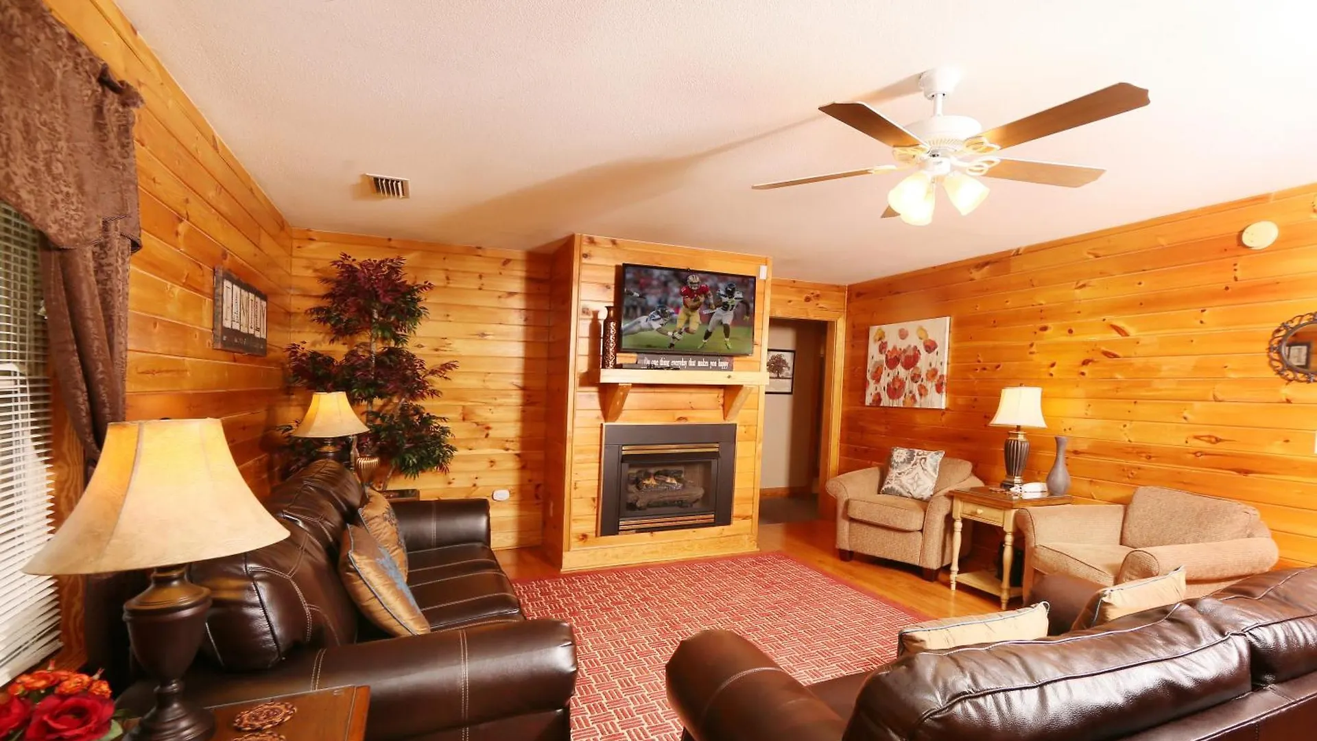 Pinnacle View 7b By Eden Crest Apartment *