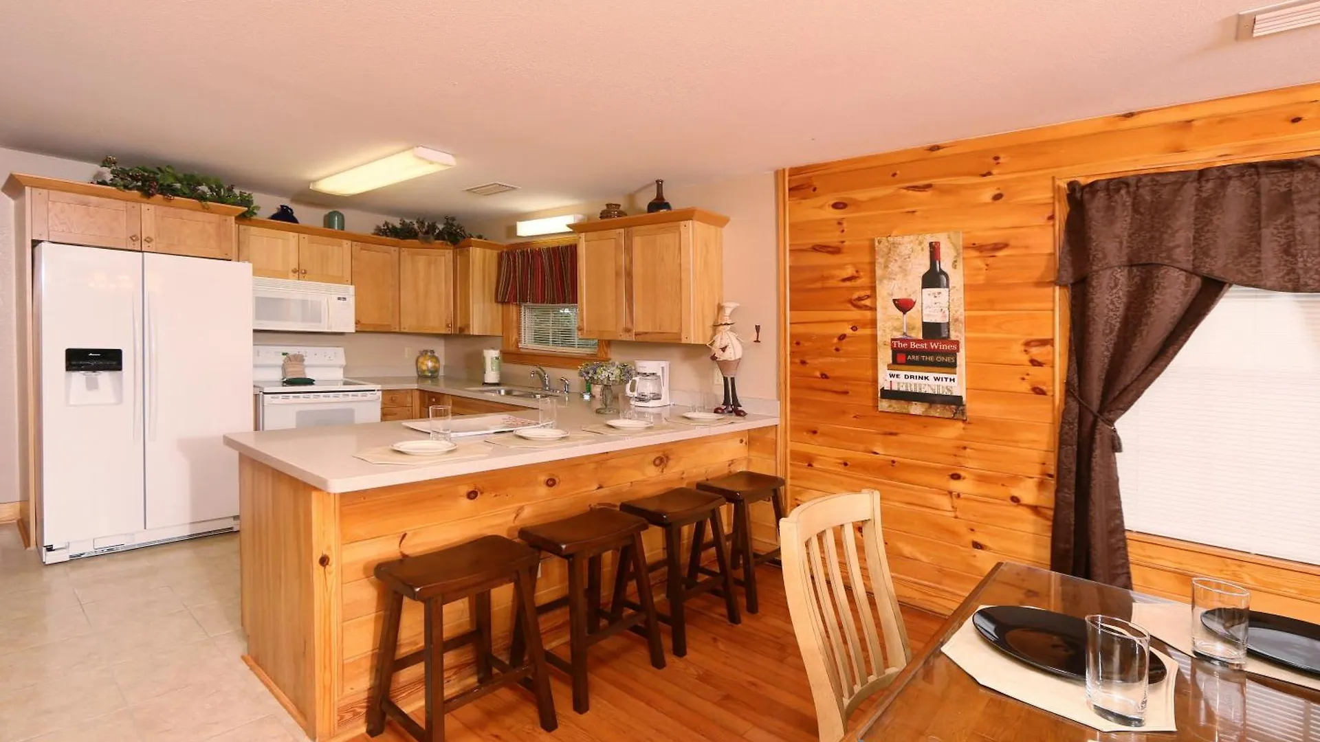 Pinnacle View 7b By Eden Crest Apartment *