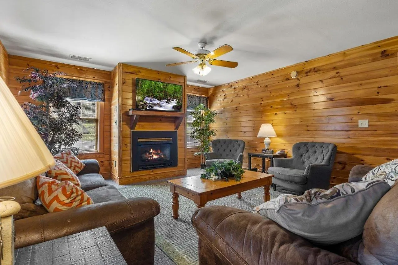 Poplar Point Unit 12f By Eden Crest Apartment *