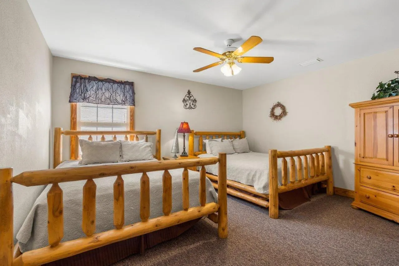 Poplar Point Unit 12f By Eden Crest