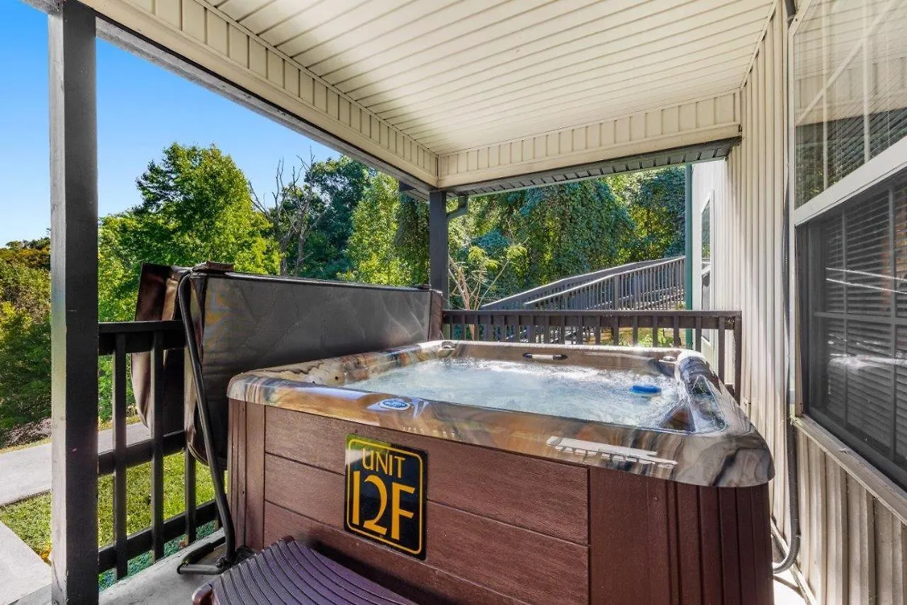 Poplar Point Unit 12f By Eden Crest Apartment Pigeon Forge