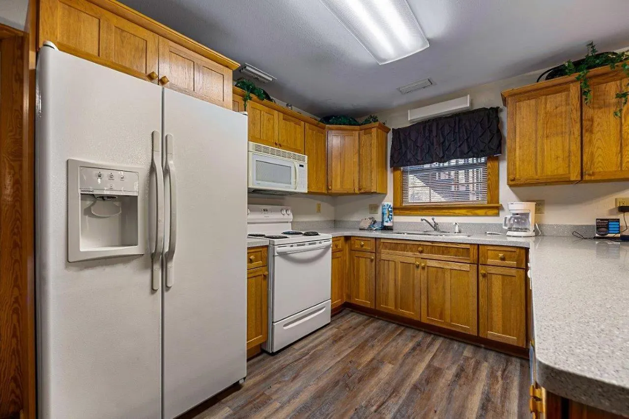 Poplar Point Unit 12a By Eden Crest