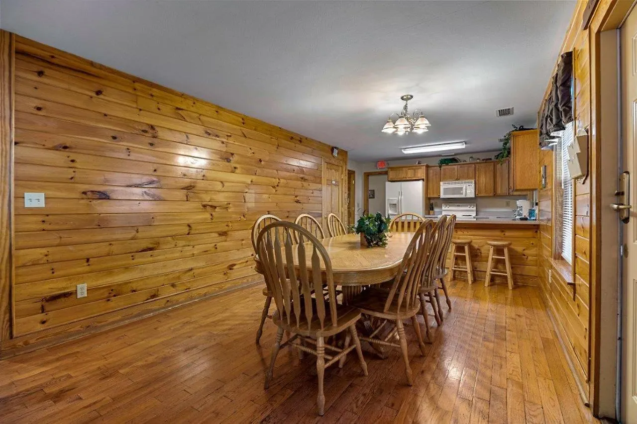 Apartment Poplar Point Unit 12a By Eden Crest Pigeon Forge