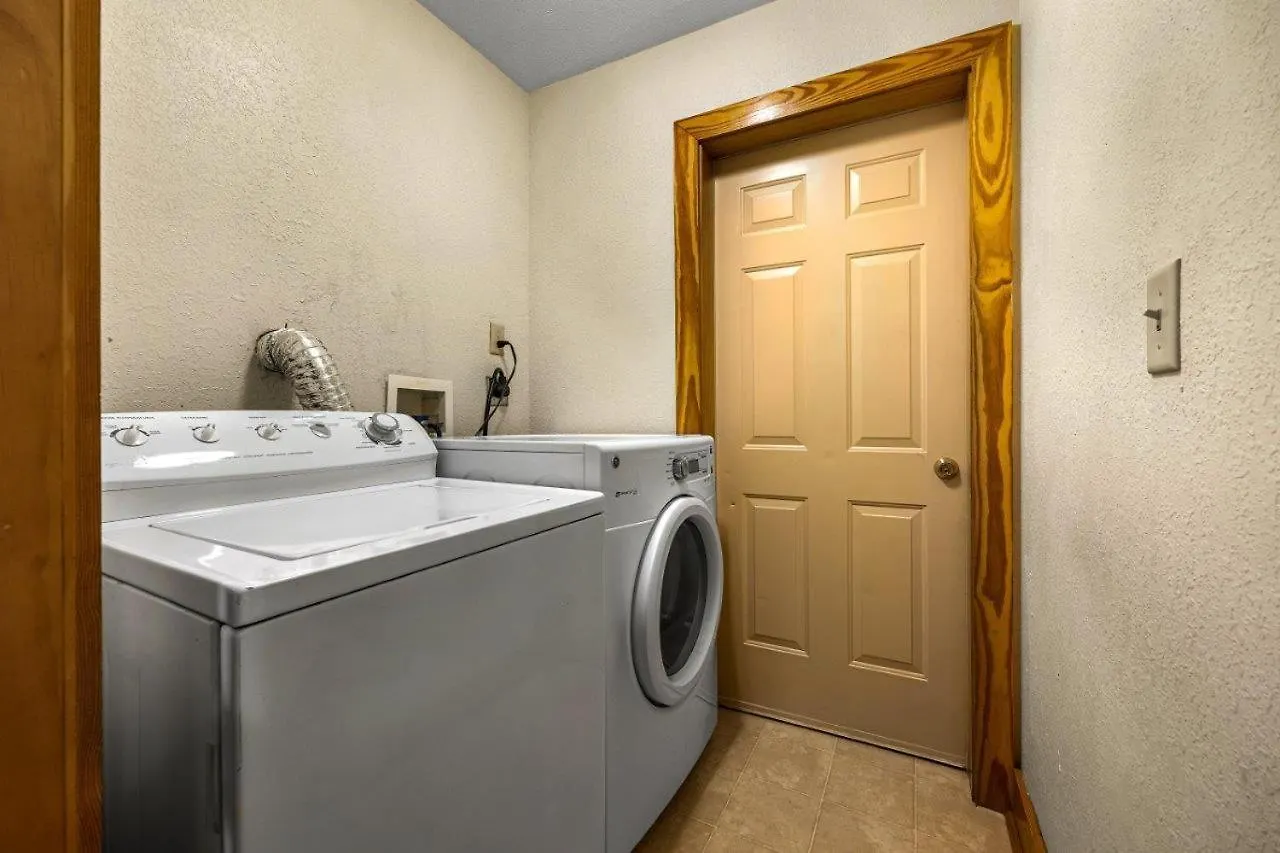 Poplar Point Unit 12d By Eden Crest * Pigeon Forge