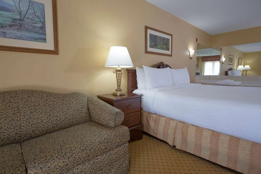Music Road And Hotel