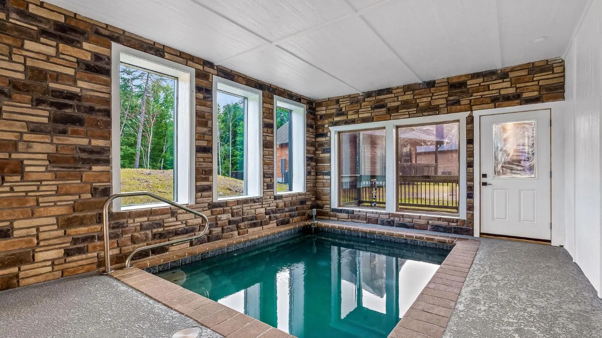 Holiday home Indoor Pool Game Hot Tub 10mi To Great Smoky