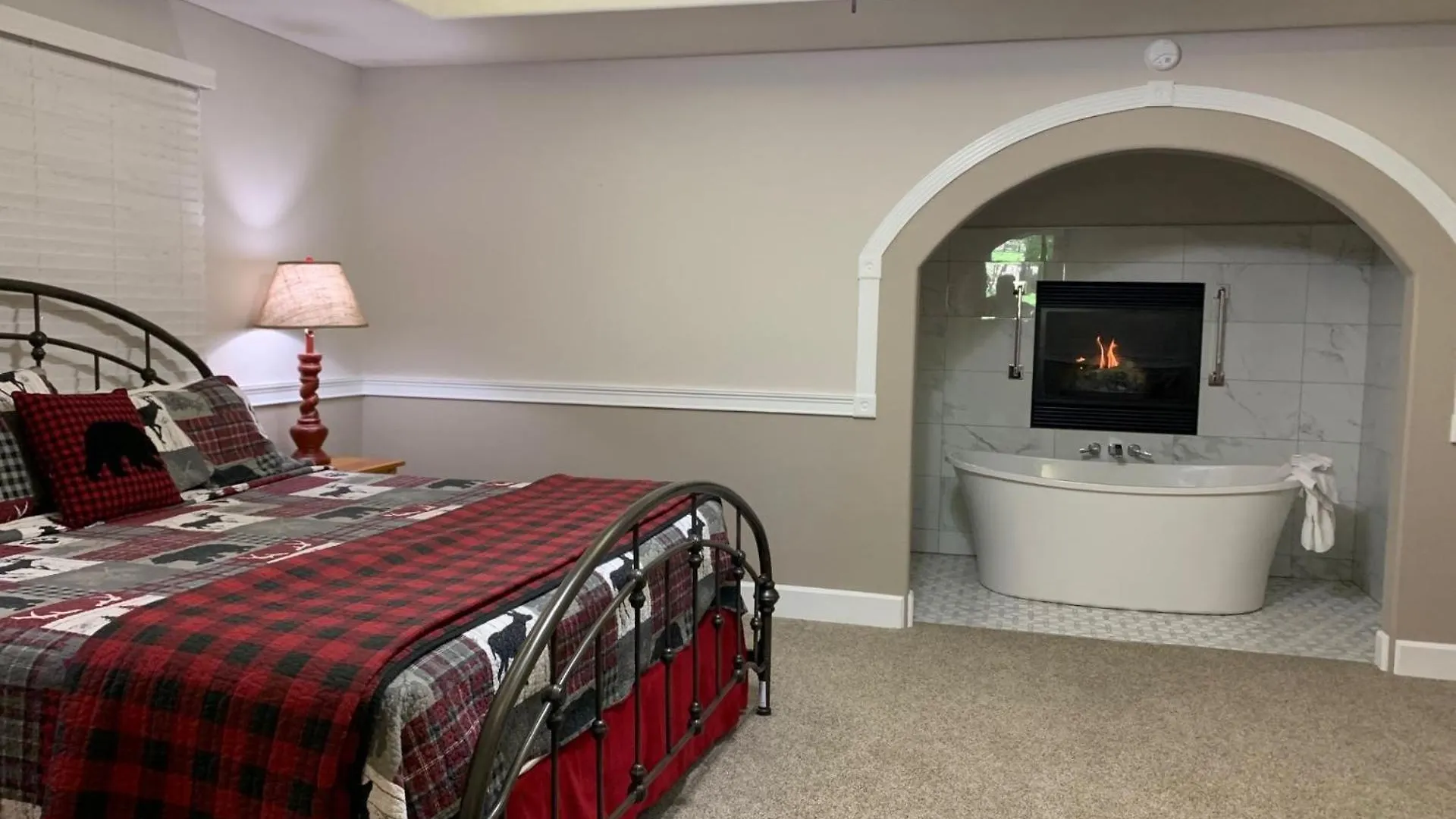 Er316- Black Bear Hideaway Great Location- Close To Town Pigeon Forge