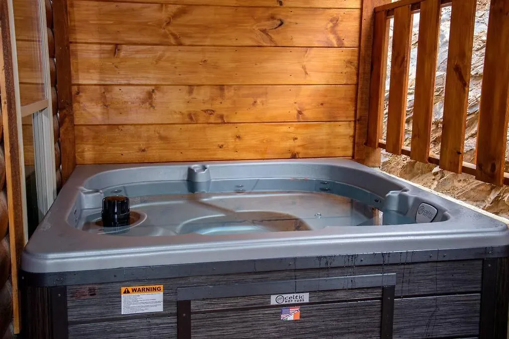 Spacious 2800 Sq Ft-cozy Wood Cabin-new Build Holiday home *
