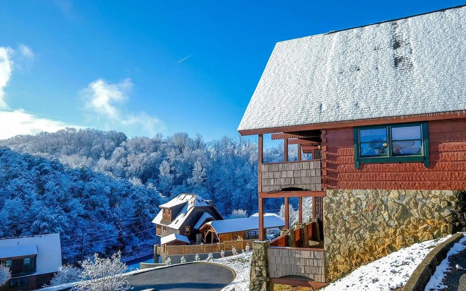 Villa Above It Pigeon Forge