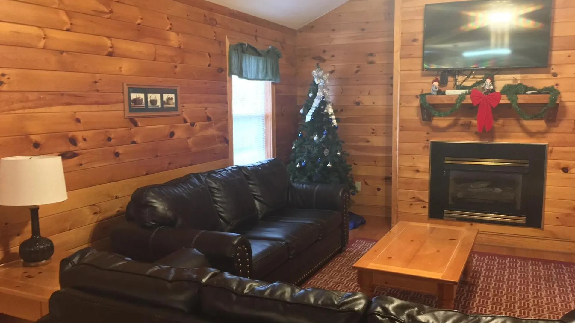 Chalet Cherry Blossom By Eden Crest Pigeon Forge