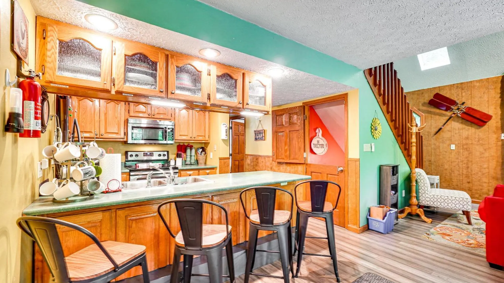 Smoky Mountain With Deck And Hot Tub! Holiday home *