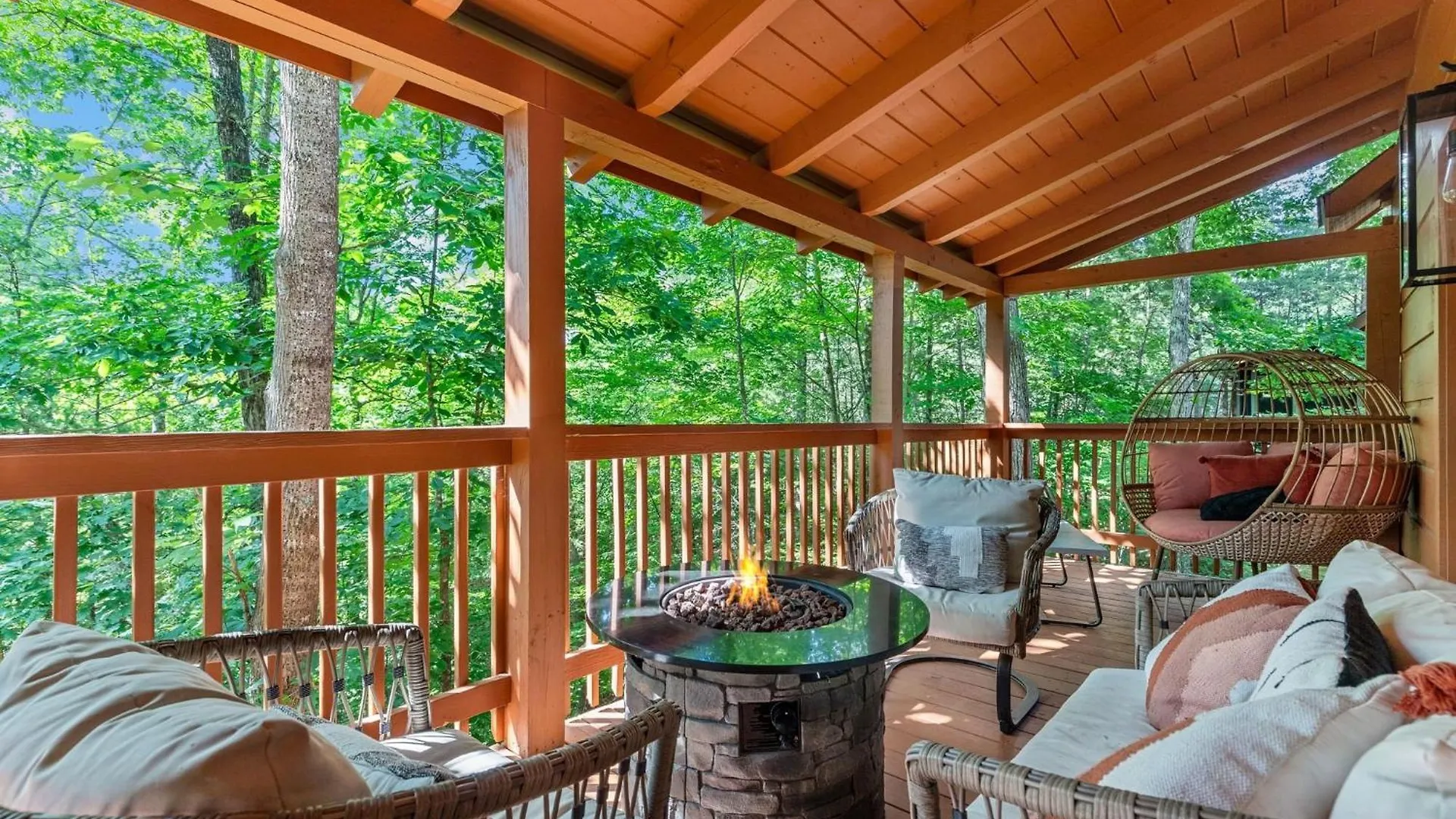 Holiday home Er76 - Bear Tracks - Great Location! Close To The Action! Pigeon Forge