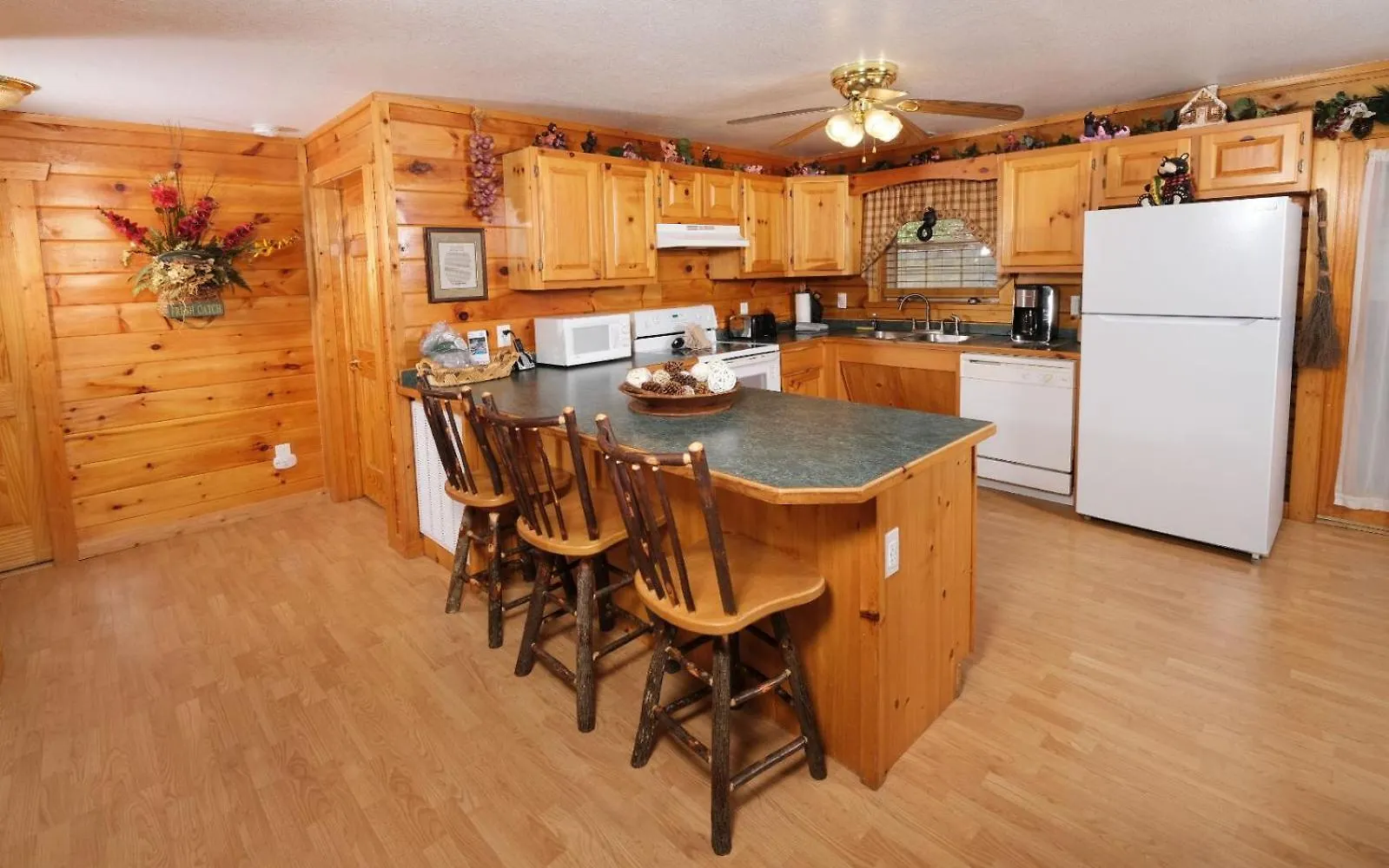 Villa Bears Den