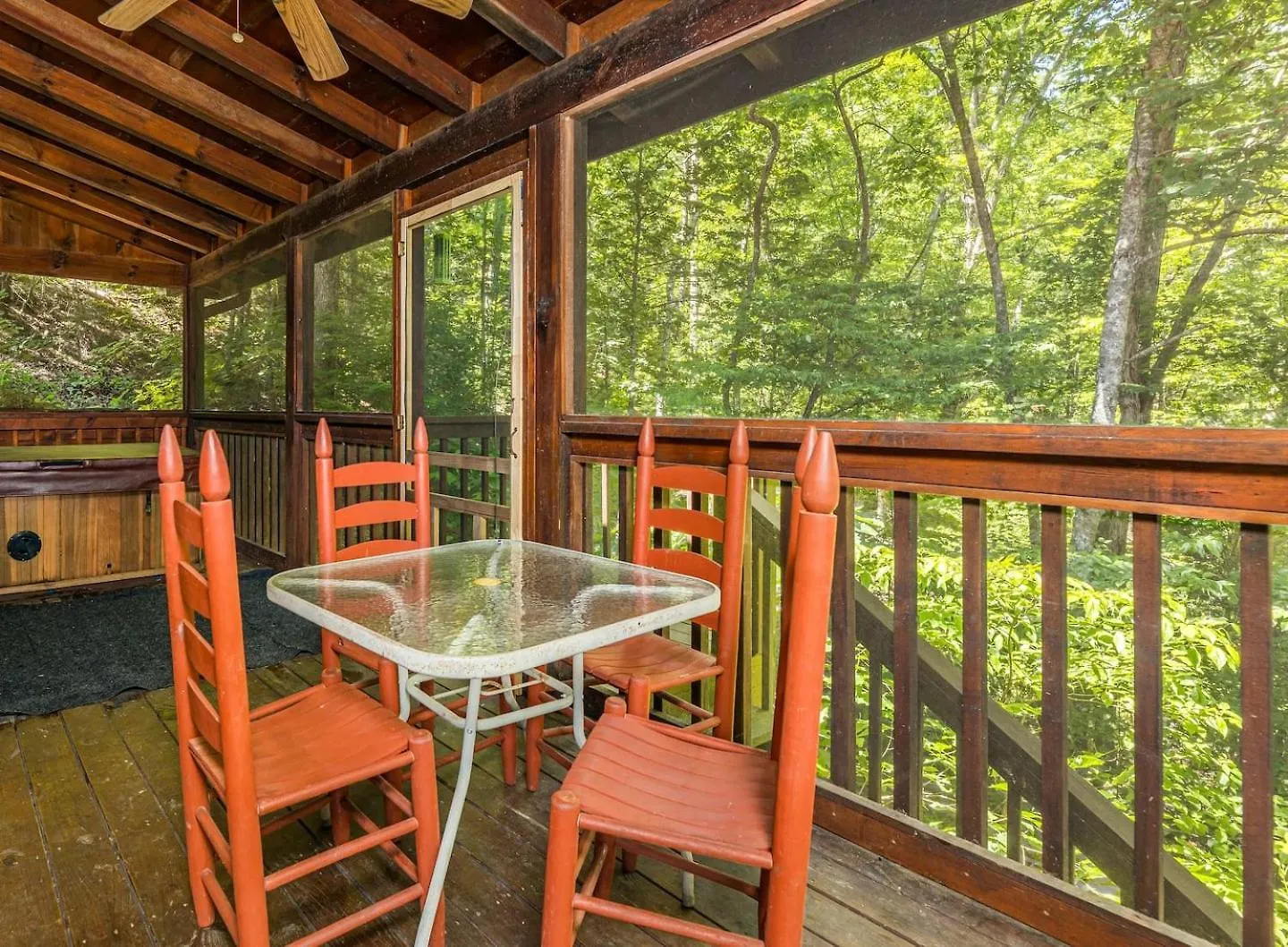 Dog Friendly Secluded Whot-tub & Sleeps 12 Feriehus