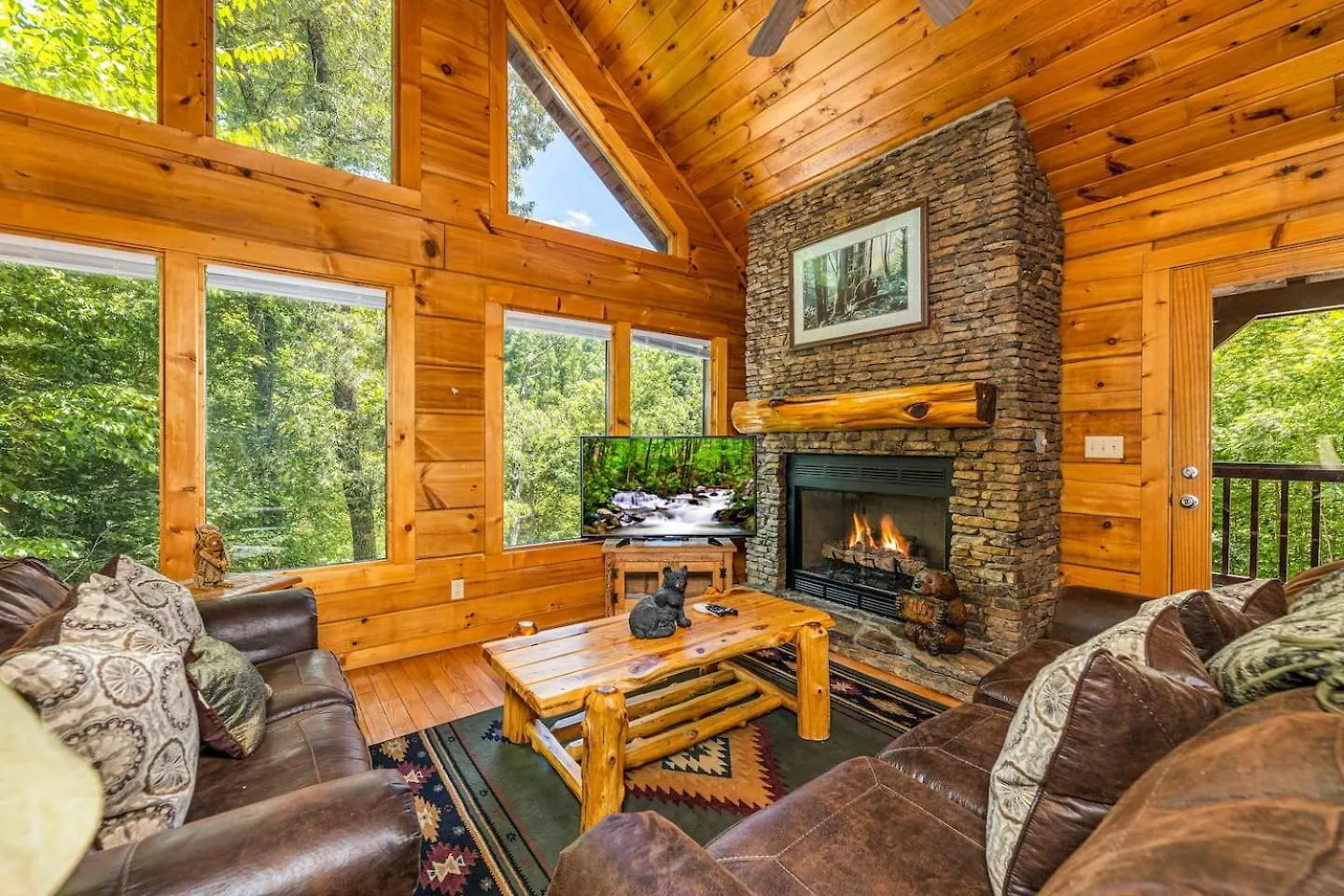 Feriehus Dog Friendly Secluded Whot-tub & Sleeps 12 *