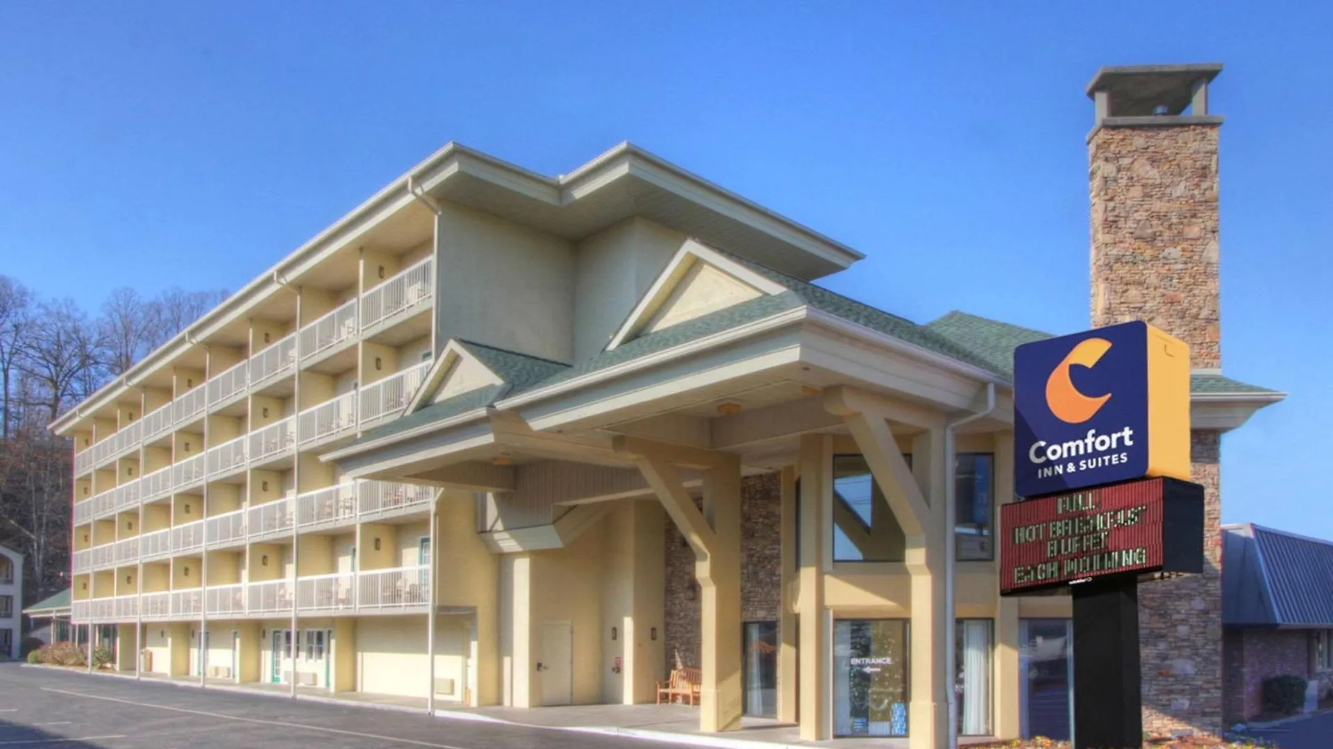 Comfort & At Dollywood Lane Pigeon Forge