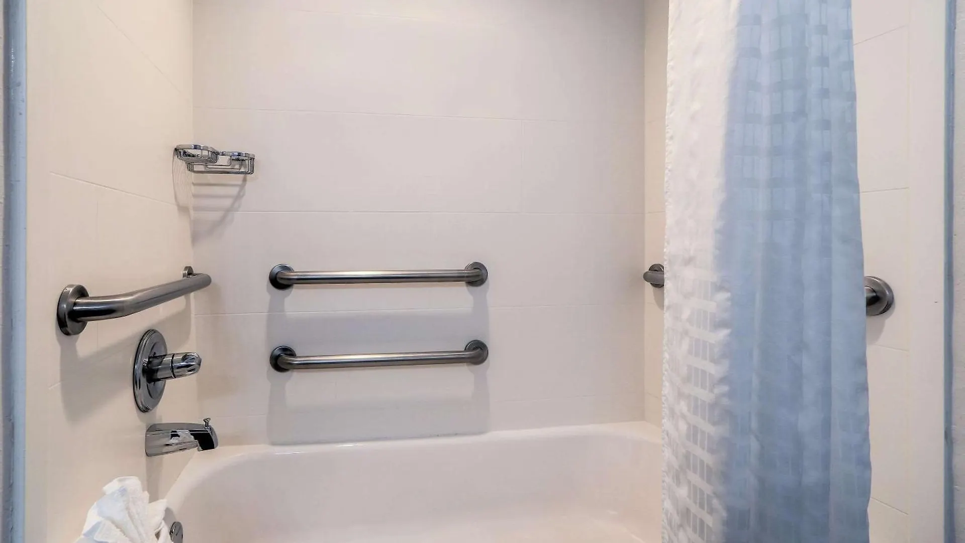 Comfort & At Dollywood Lane Pigeon Forge