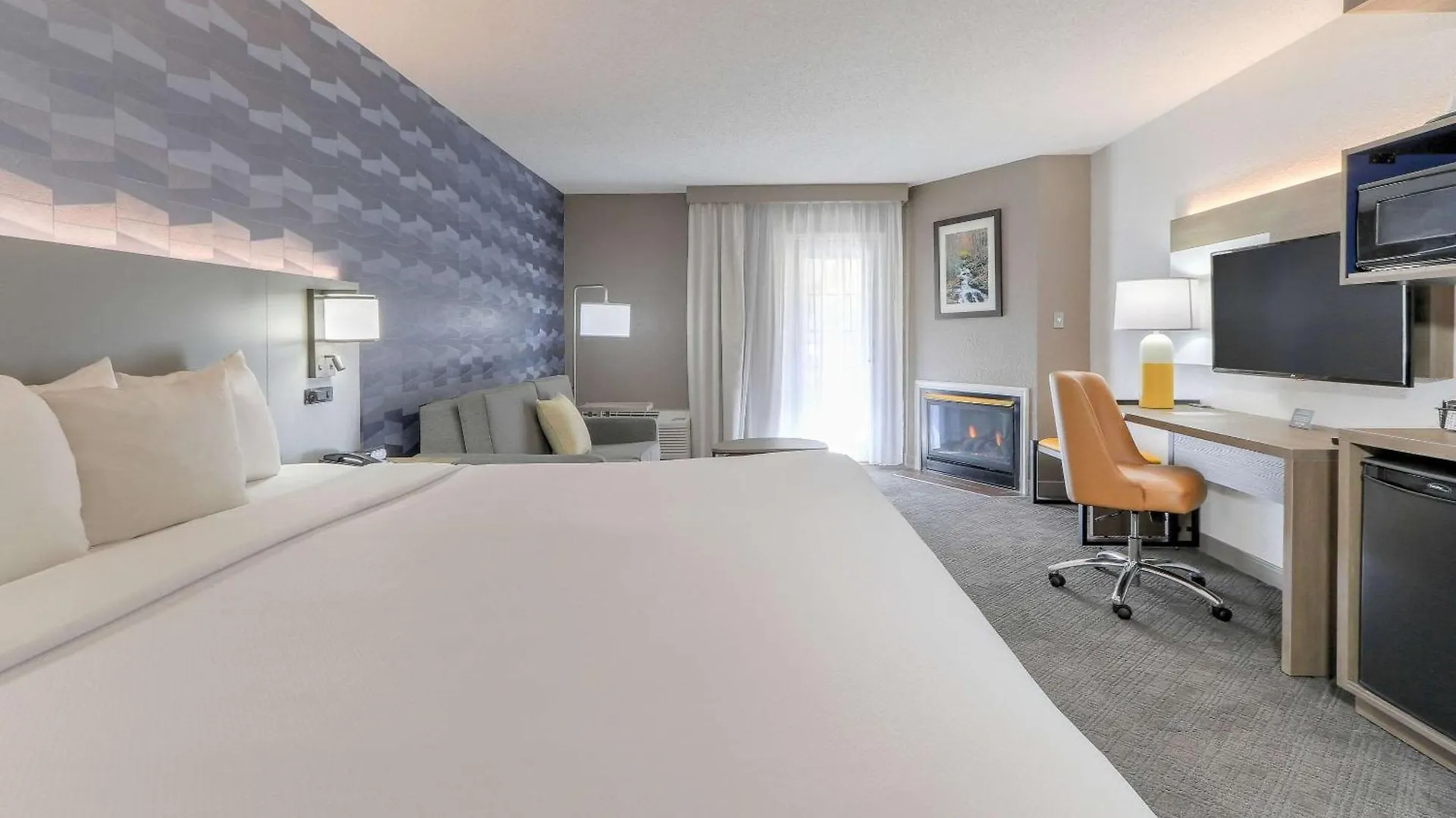 Hotel Comfort & At Dollywood Lane