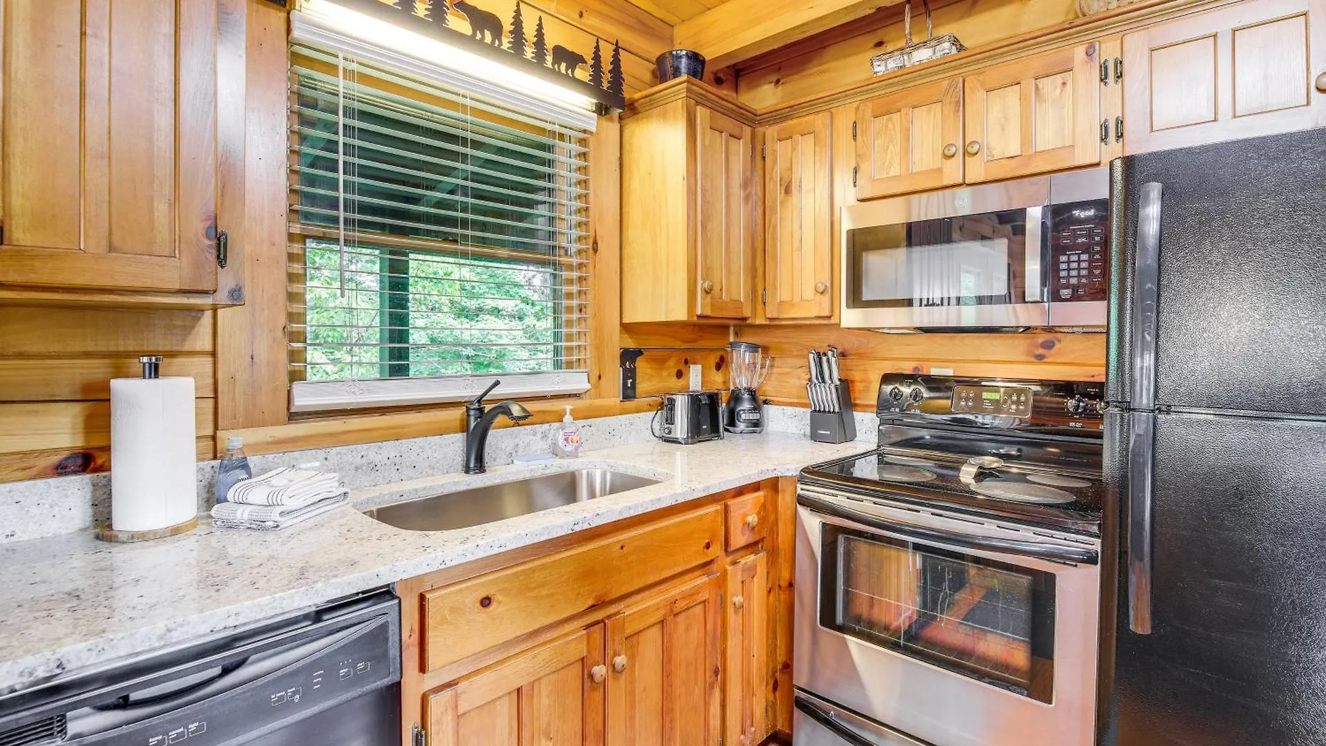 Holiday home Premier Location And Hot Tub *