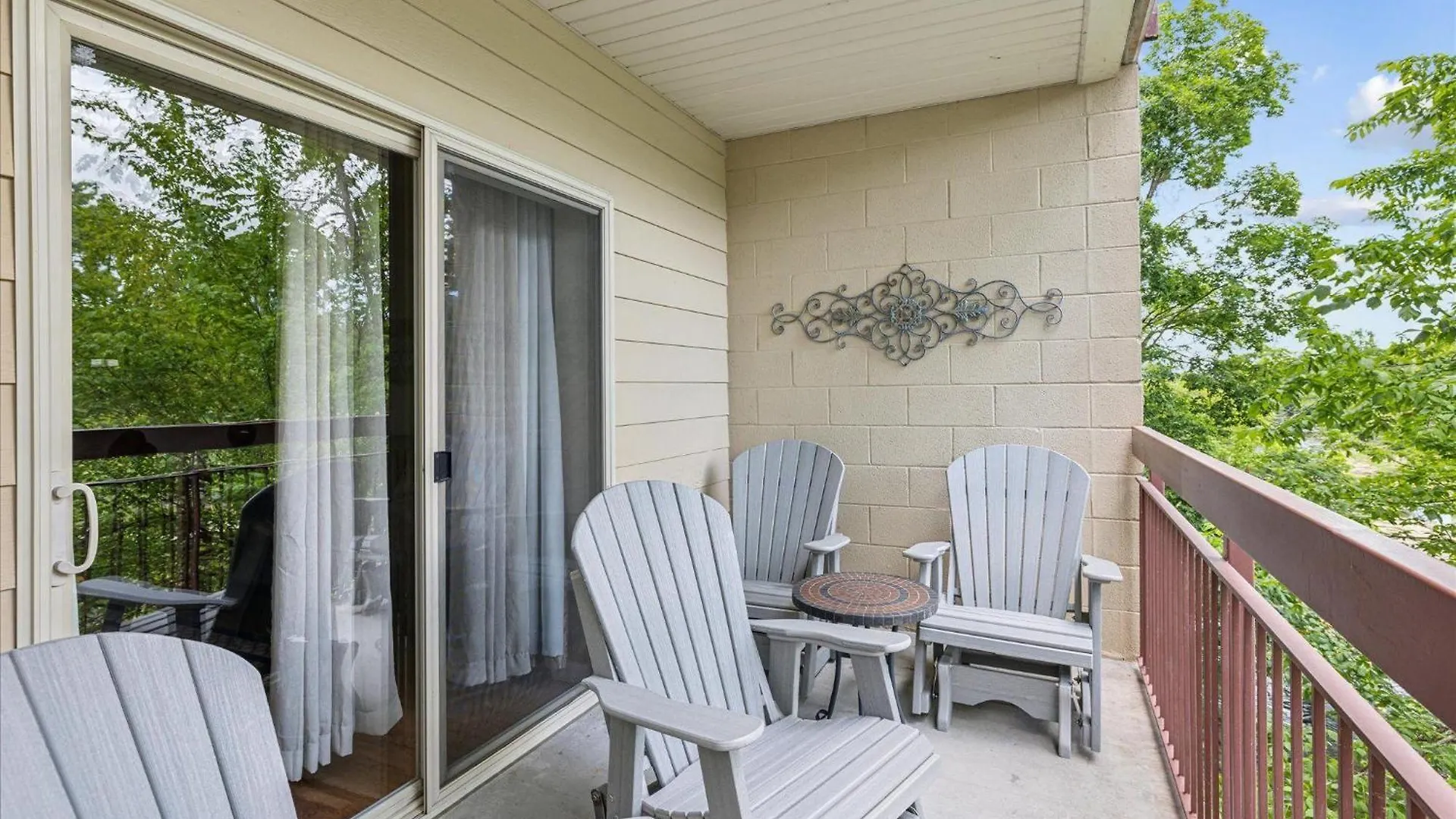 Holiday home Cl 202 River Delight *