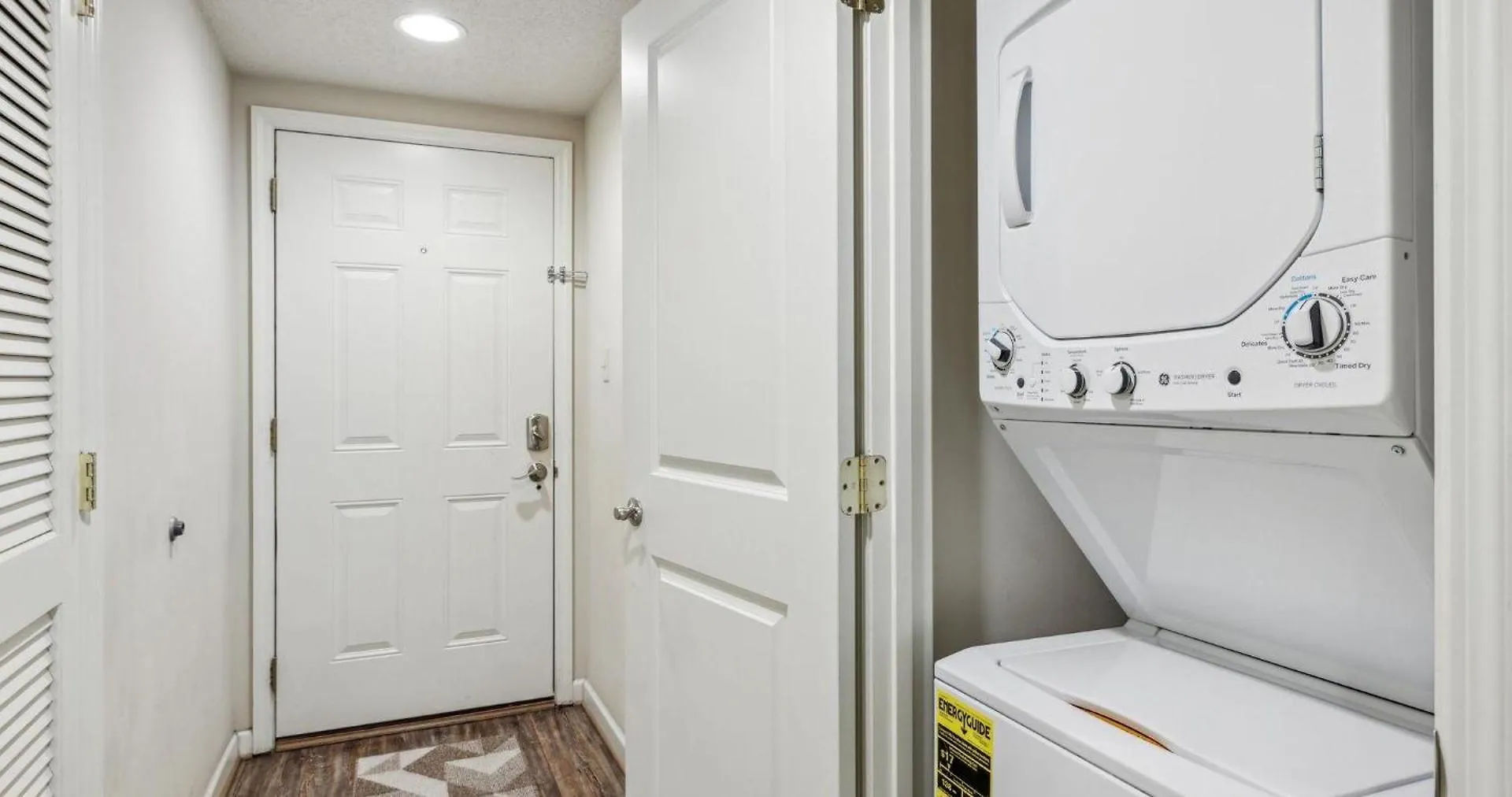 Cl403 Creekside Tranquility Pigeon Forge
