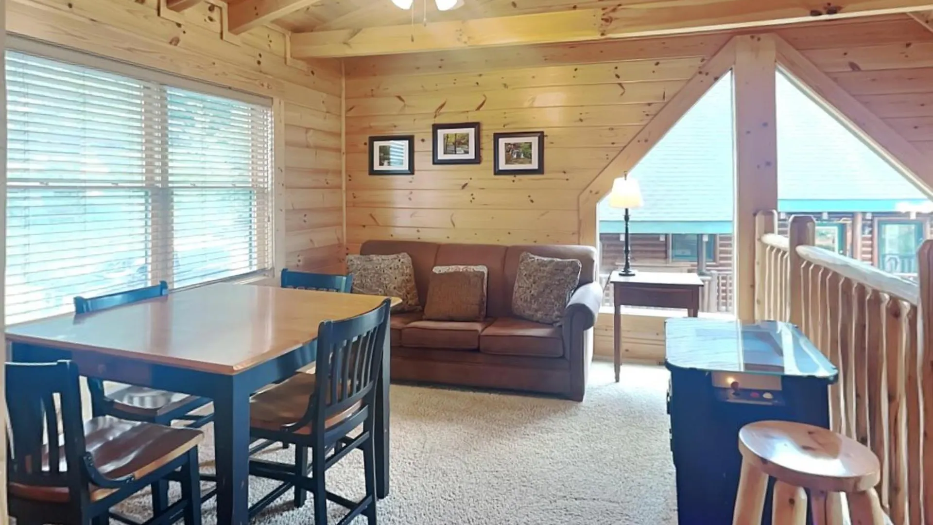 Misty Mountain Hideaway Pigeon Forge