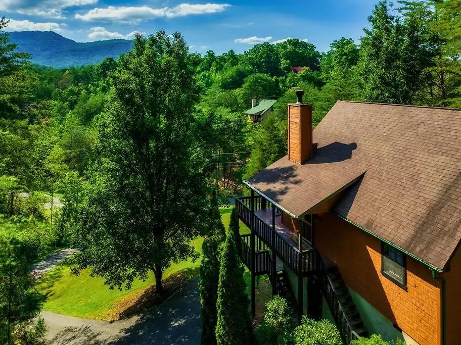 July Summer Specials, Minutes To Parkway Holiday home