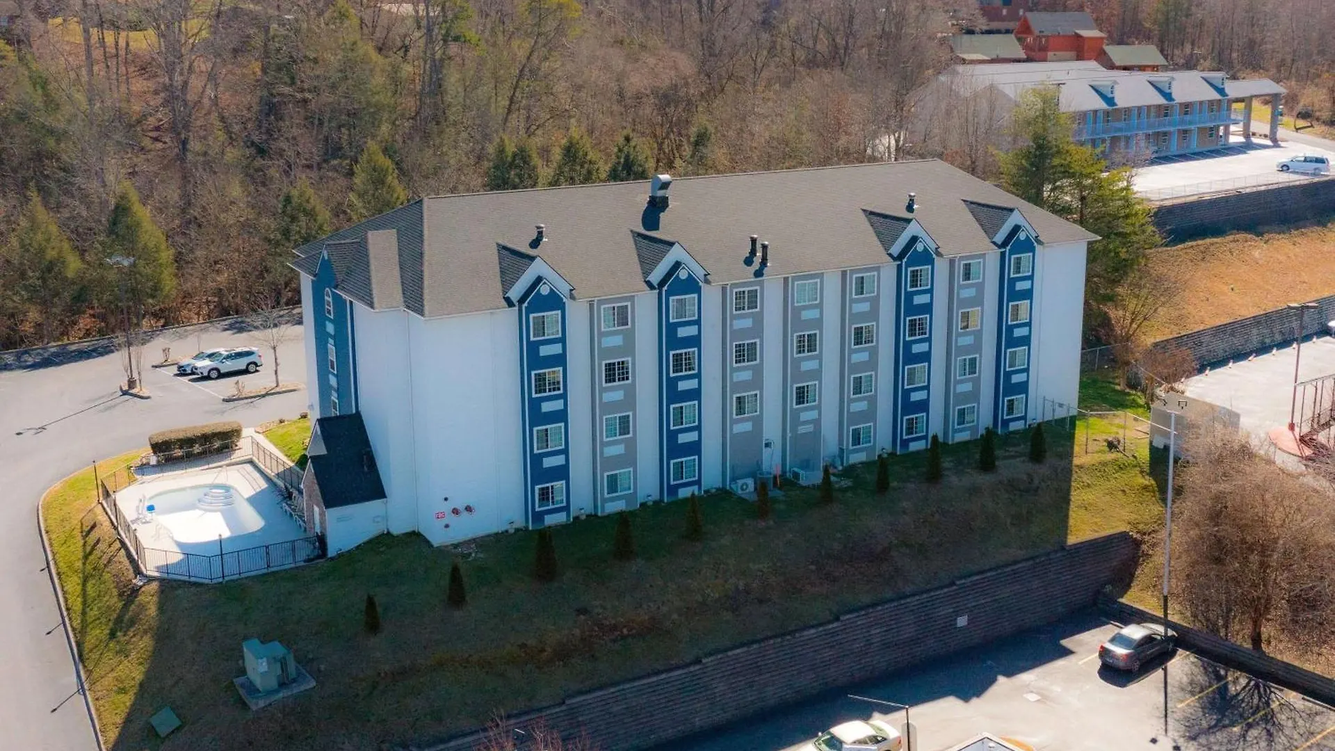 Microtel & By Wyndham Hotel 3*