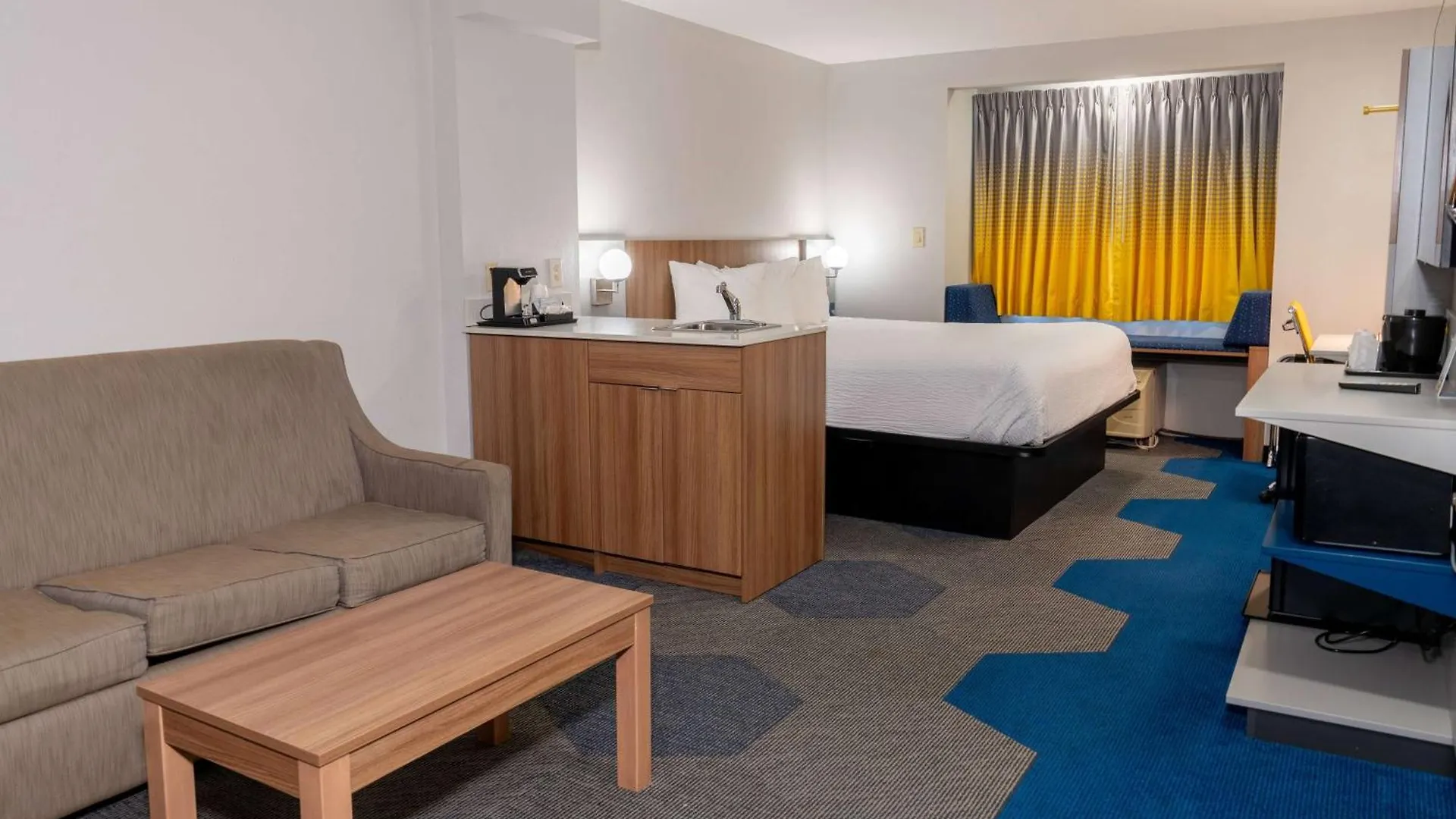 Hotel Microtel & By Wyndham Pigeon Forge