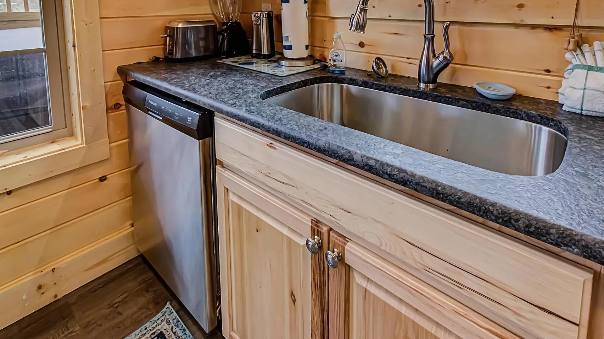River Elegance #2335 Pigeon Forge
