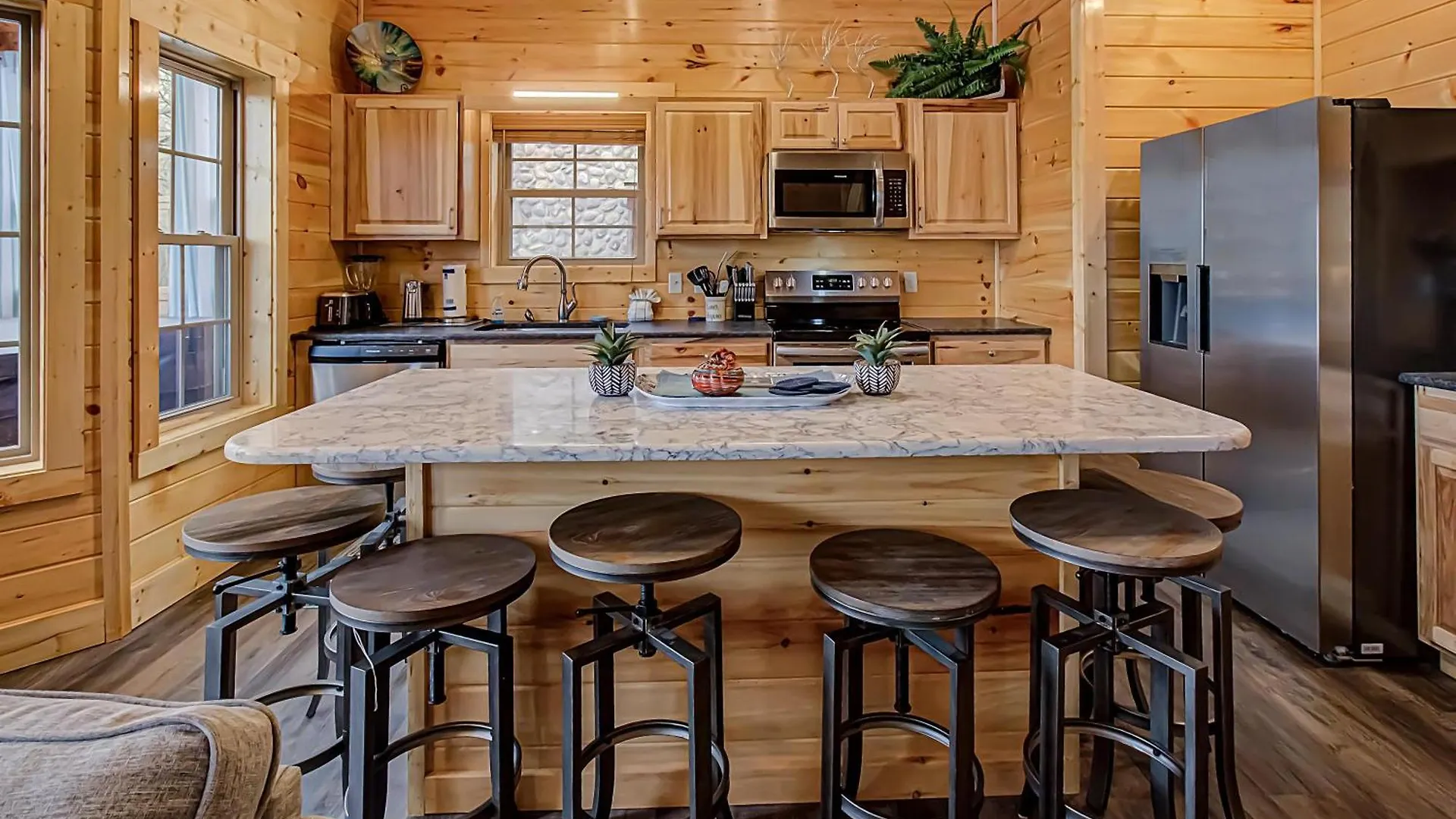 River Elegance #2335 Pigeon Forge