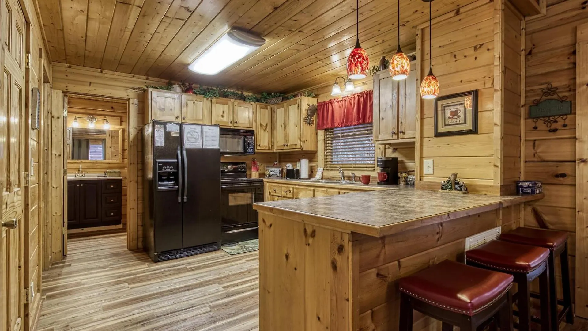 בית נופש Whispering Creek #302 *