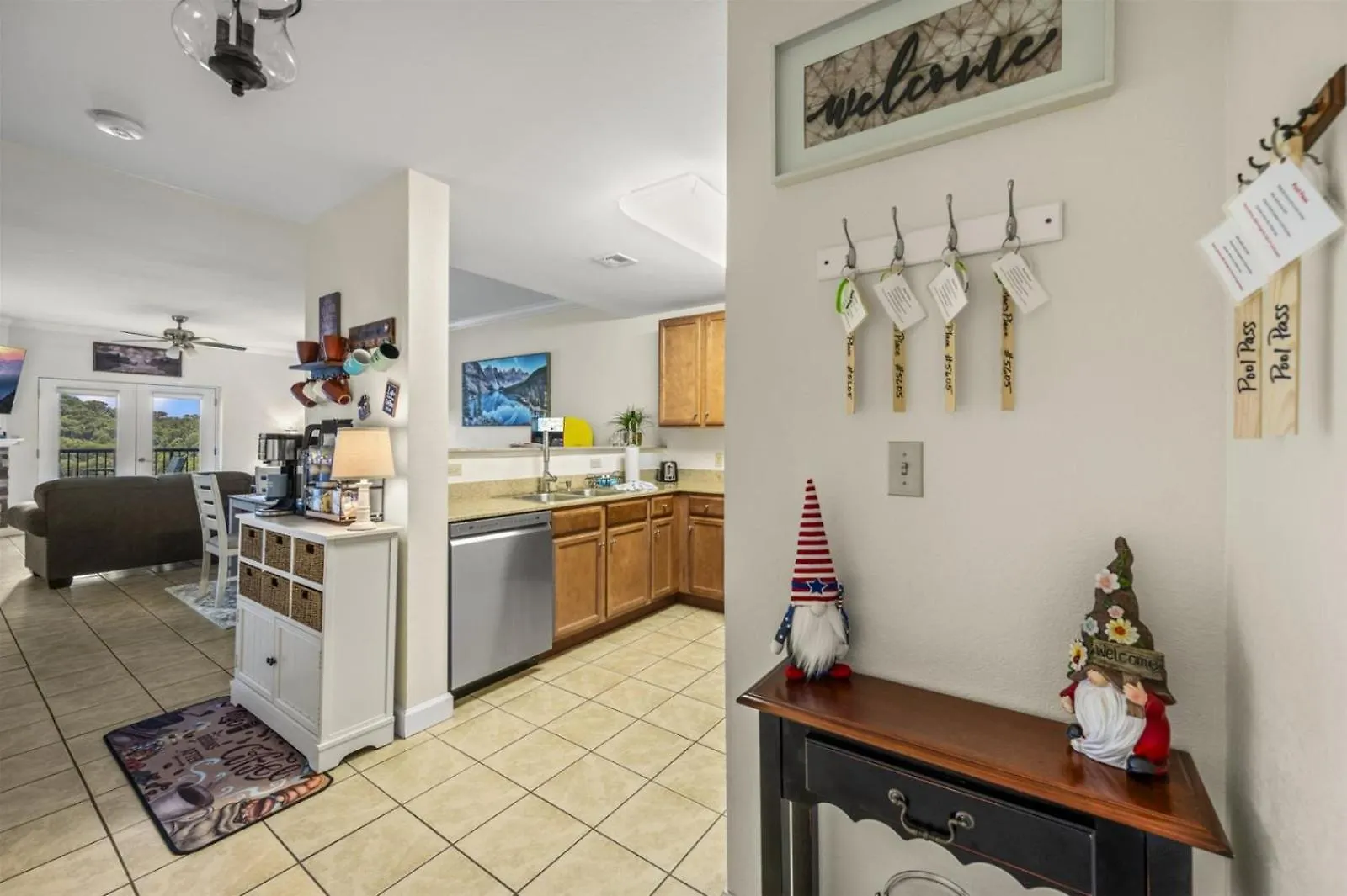 Smoky Mountain View Condo- Indoor Outdoor Pool, Walking Path, Playground, Basketball Pigeon Forge