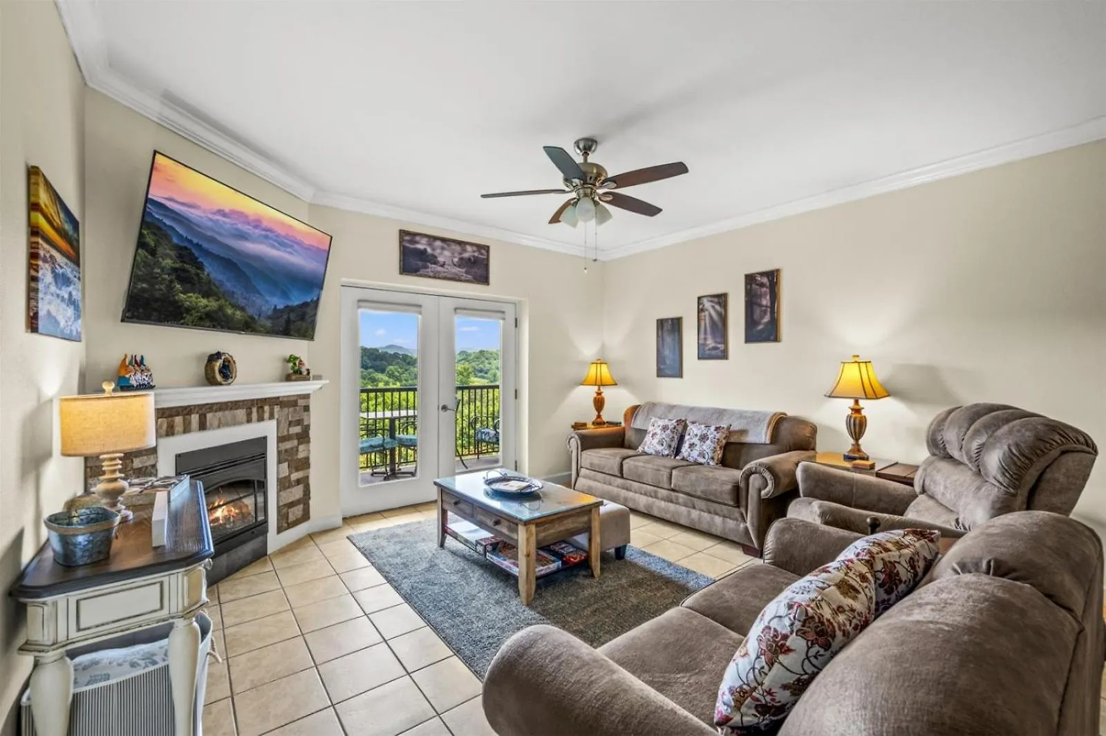 Smoky Mountain View Condo- Indoor Outdoor Pool, Walking Path, Playground, Basketball Apartment *