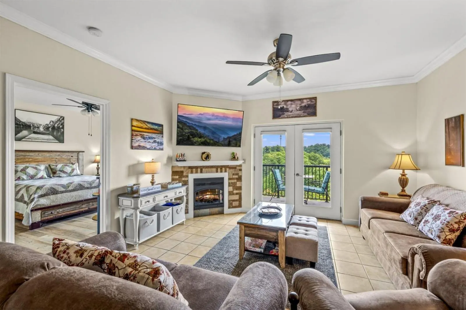 Smoky Mountain View Condo- Indoor Outdoor Pool, Walking Path, Playground, Basketball Apartment *