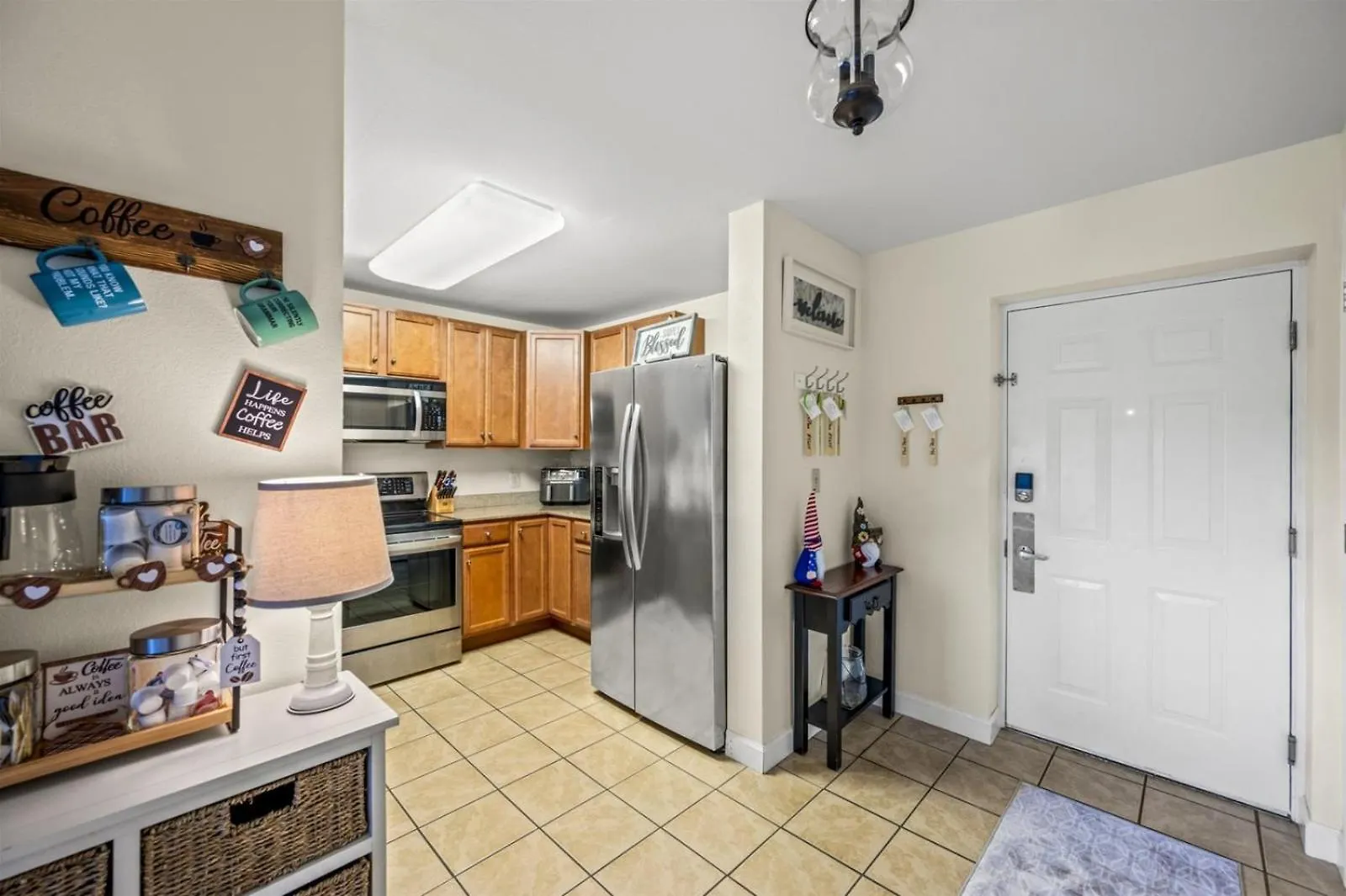 Apartment Smoky Mountain View Condo- Indoor Outdoor Pool, Walking Path, Playground, Basketball