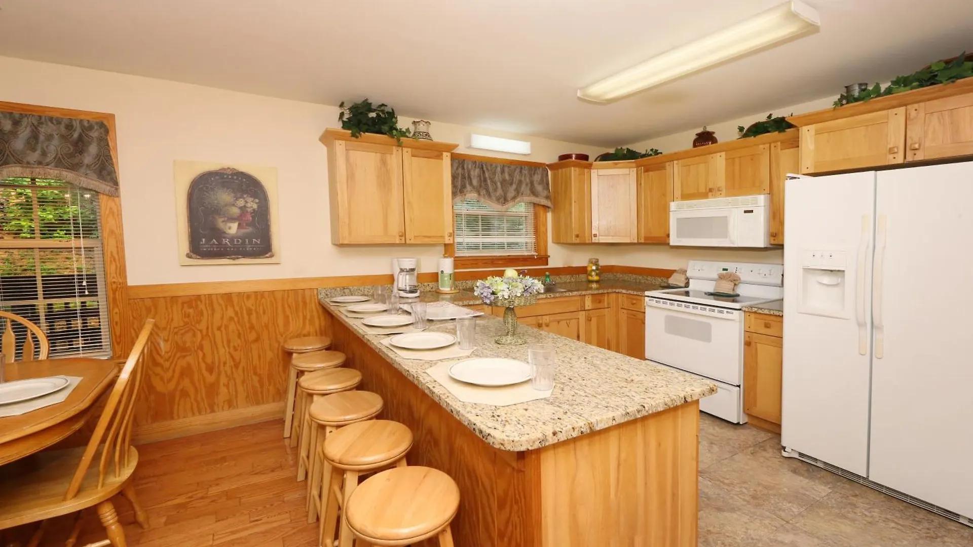 Chalet Holly Grove By Eden Crest Pigeon Forge