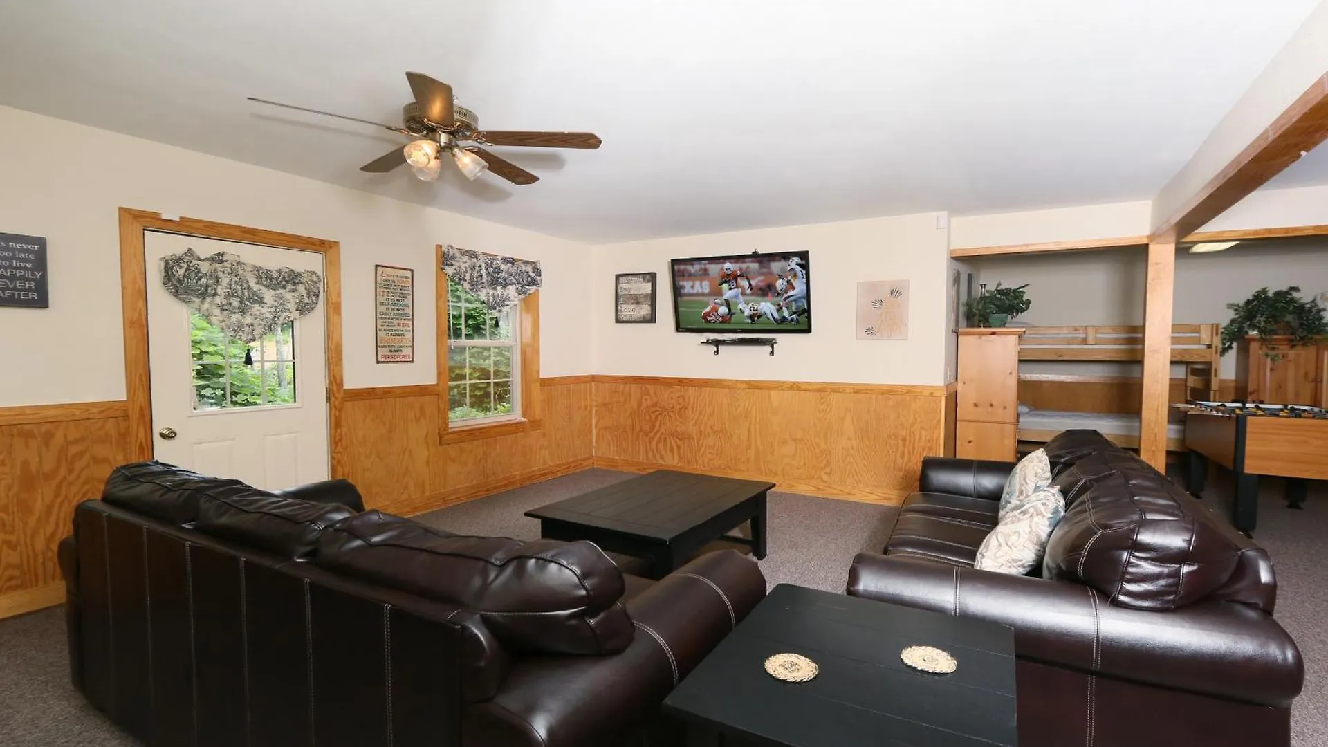 Chalet Holly Grove By Eden Crest Pigeon Forge