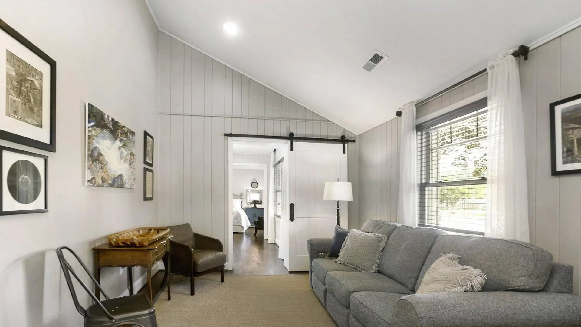Mill Stream Holiday home