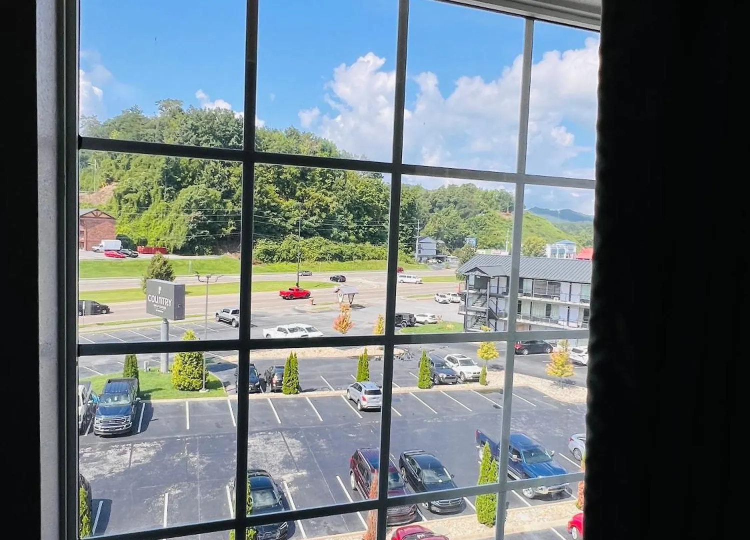 Hotel Country & By Radisson, South, Tn Pigeon Forge