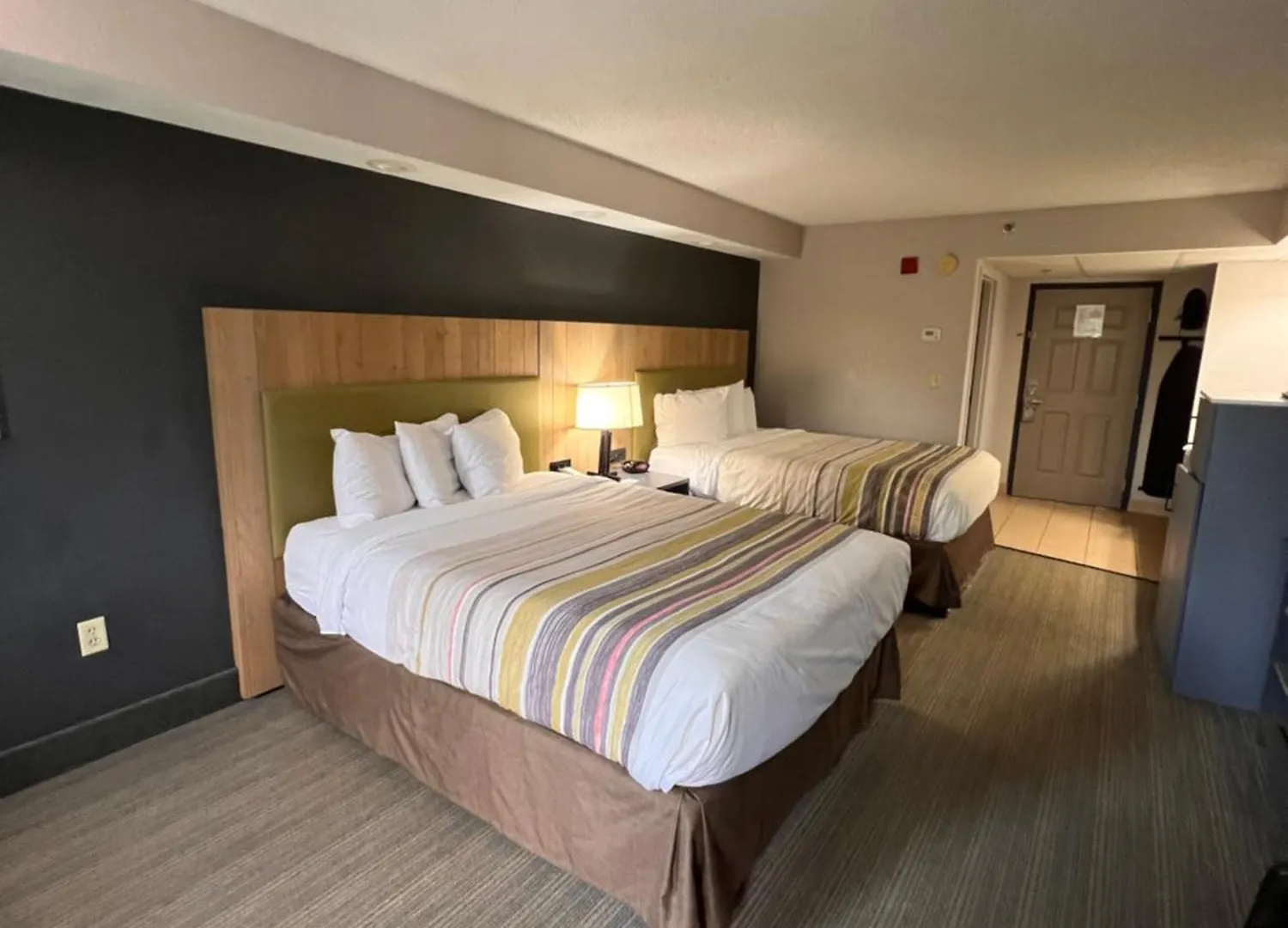 Country & By Radisson, South, Tn 3*