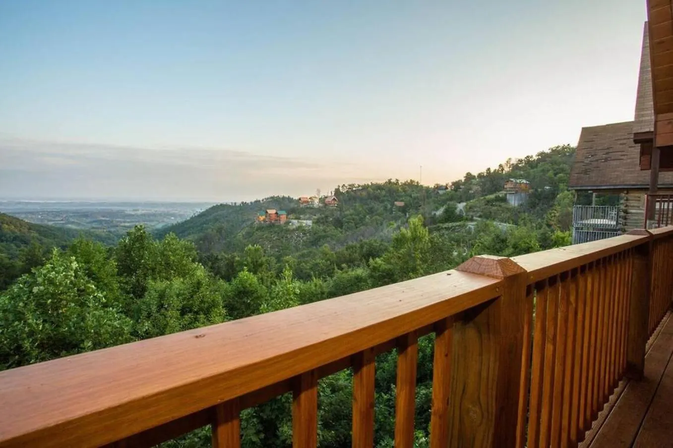 Amazing Views, Pool, Hot Tub, Pool Table, Arcade Pigeon Forge