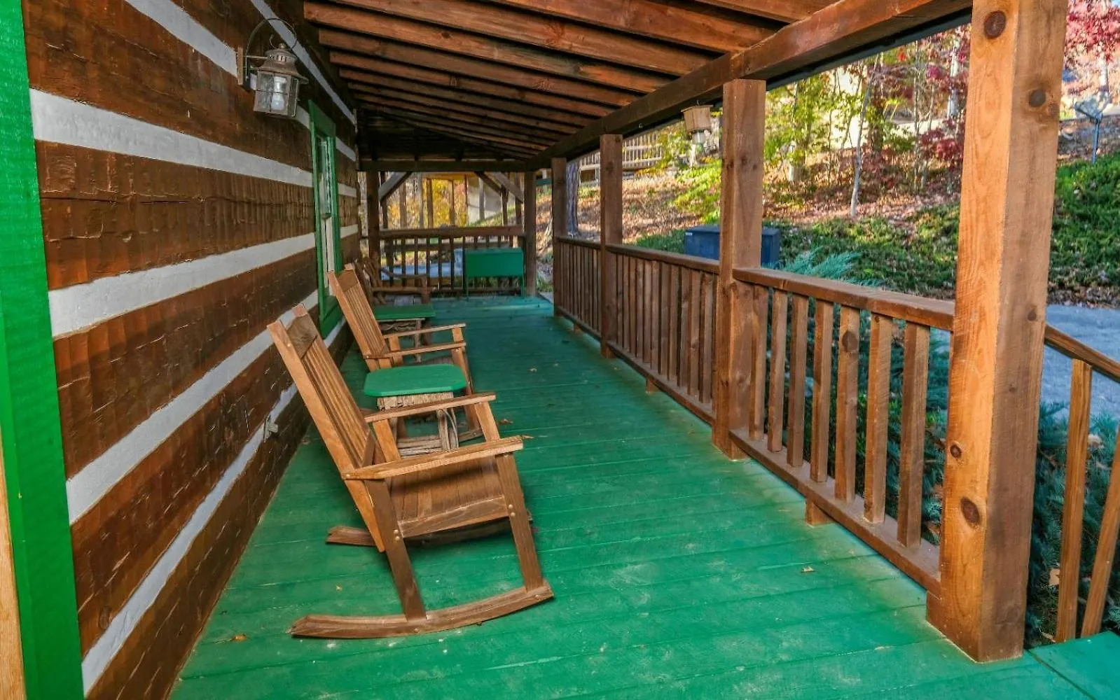 Laughing Bear Villa