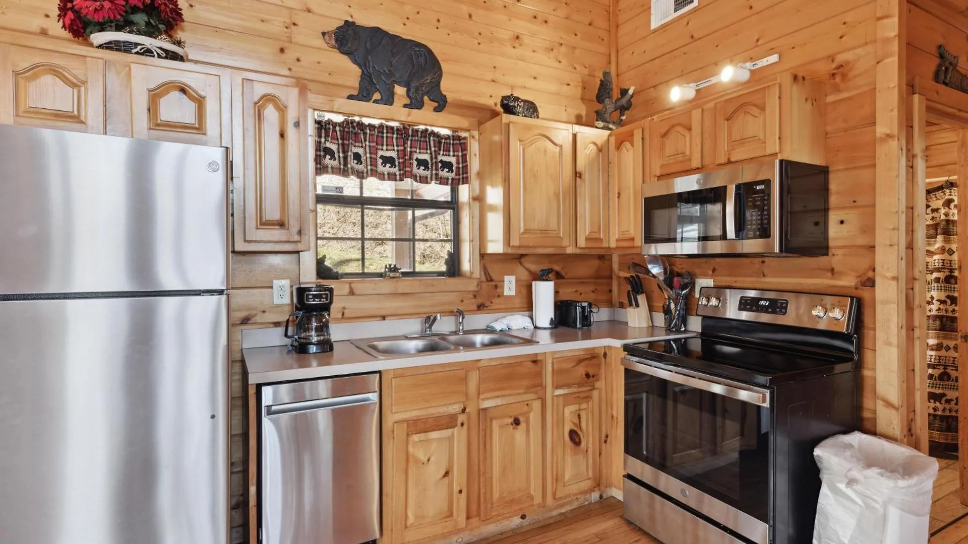 A Tranquility Den #210 Pigeon Forge