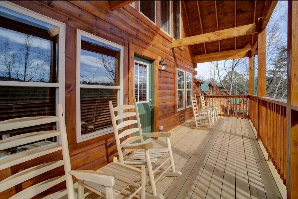 Newly Built! 5br-5bh-hottub-wifi-theater-pool Tble * Pigeon Forge