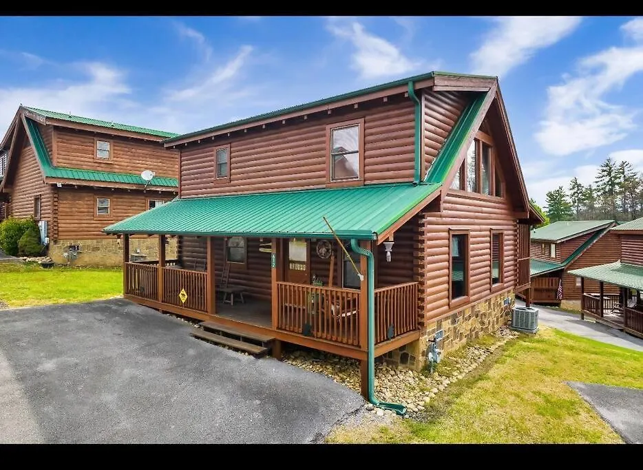 Groot's Place - 5 Min To Main Parkway!! Holiday home Pigeon Forge
