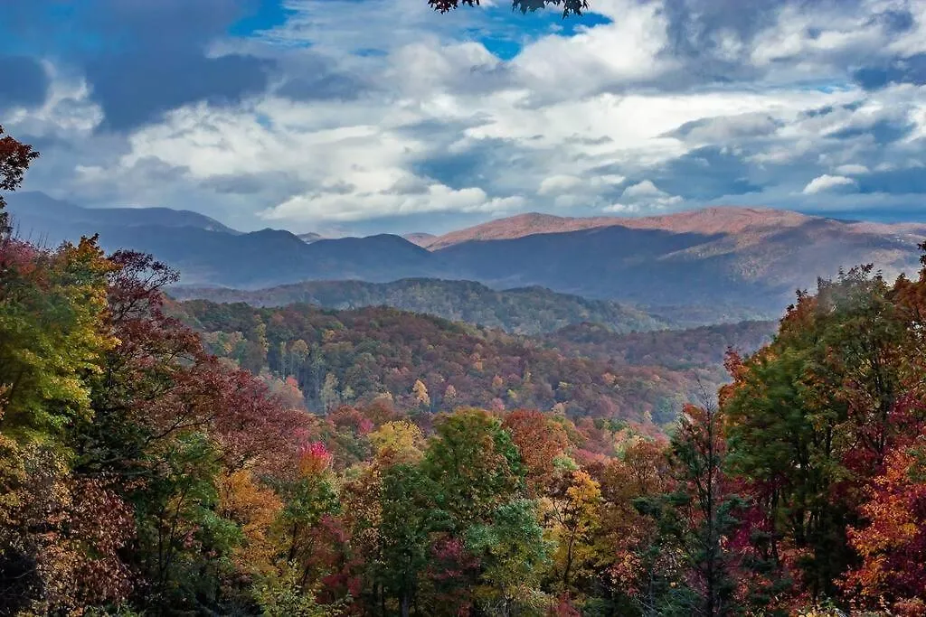 Groot's Place - 5 Min To Main Parkway!! Holiday home Pigeon Forge