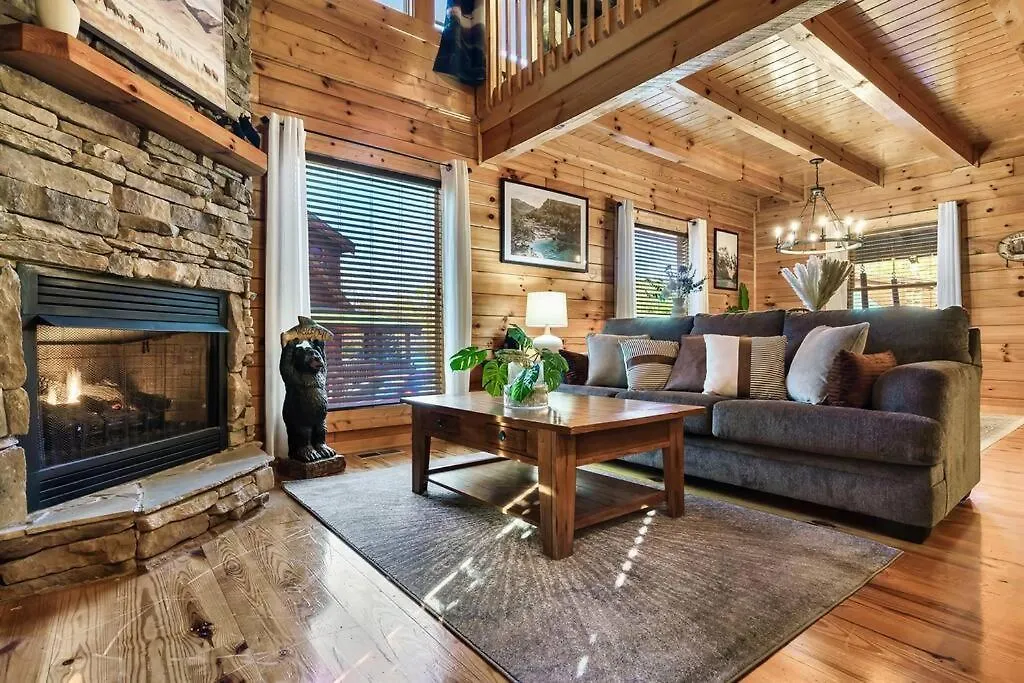 Groot's Place - 5 Min To Main Parkway!! Pigeon Forge